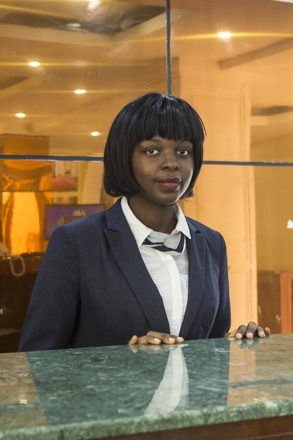Mbayaville Hotel Douala Exteriör bild